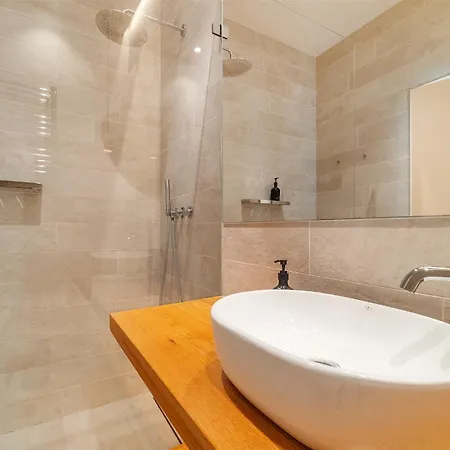 Whome Charm Walk To Graça Viewpoints Apartamento