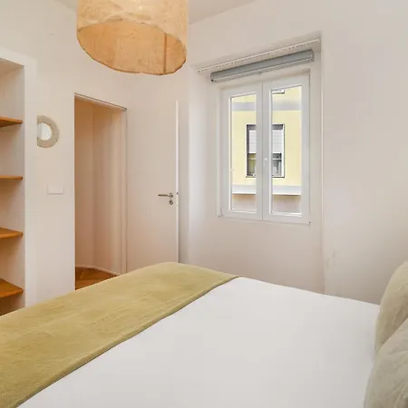 Apartman Whome Charm Walk To Graca Viewpoints *