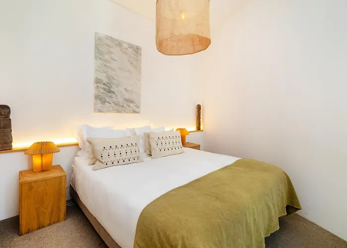 Appartamento Whome Charm Walk To Graca Viewpoints Lisbona