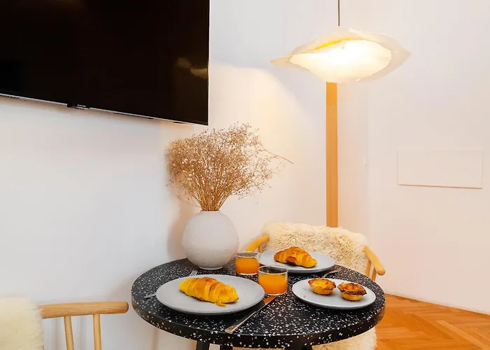 Whome Charm Walk To Graca Viewpoints Διαμέρισμα Lisboa